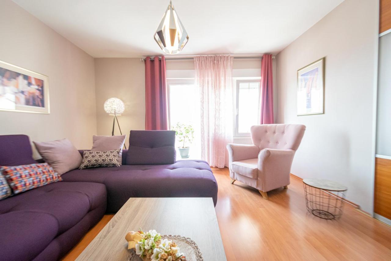 Two-Bedroom Apartment In Crikvenica Xcvii Eksteriør billede