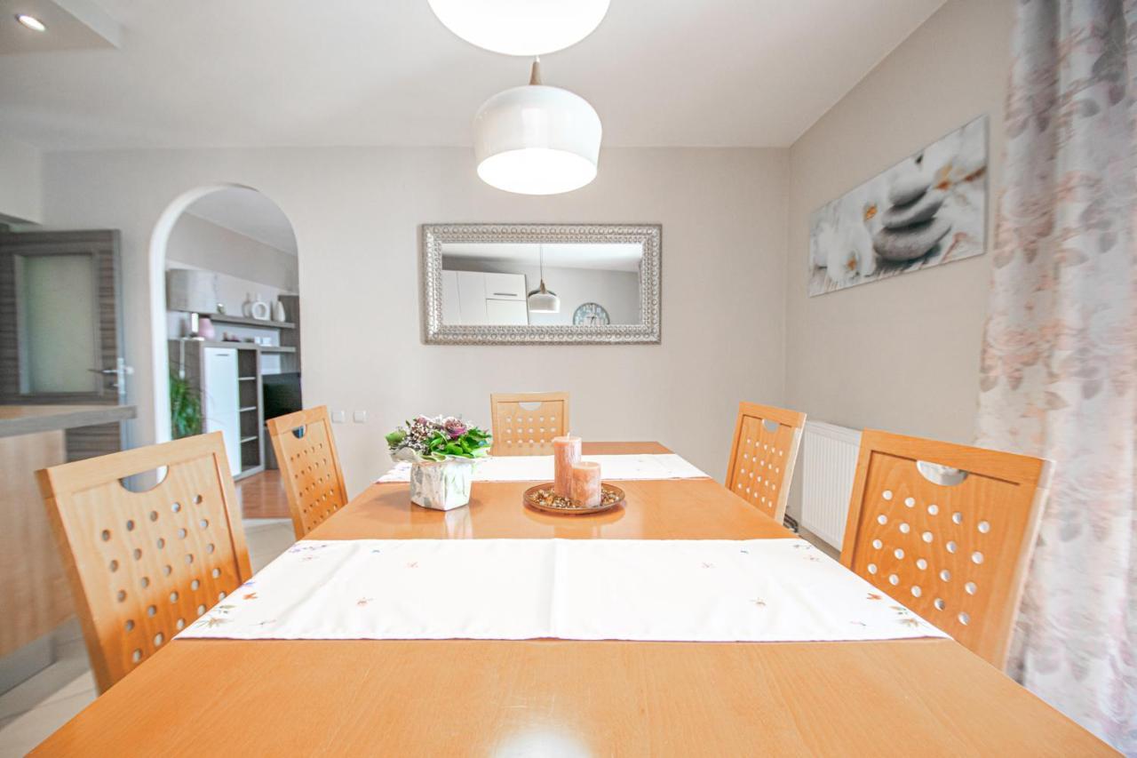 Two-Bedroom Apartment In Crikvenica Xcvii Eksteriør billede