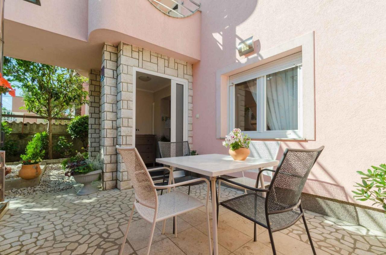 Two-Bedroom Apartment In Crikvenica Xcvii Eksteriør billede